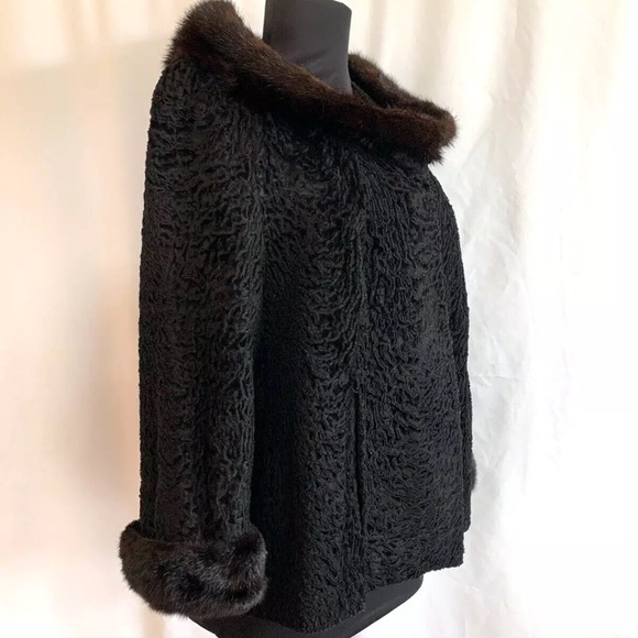 Vintage Black Shearling Coat With Mink Collar - Size Medium - Picture 4 of 7